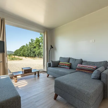 אתר קמפינג Macondo Agriliving Tiny *